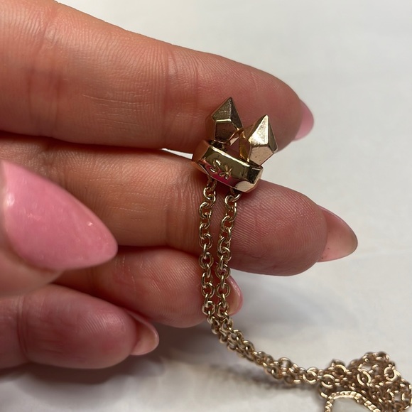 Kendra Scott Rose Gold Elaina Bracelet with white stone - Picture 4 of 4